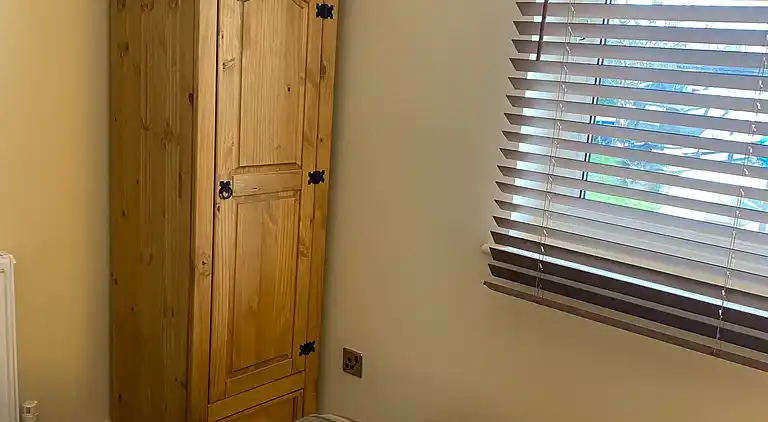 Haus am Wasser, 3 Schlafzimmer, Parkplatz, Stadtzentrum von