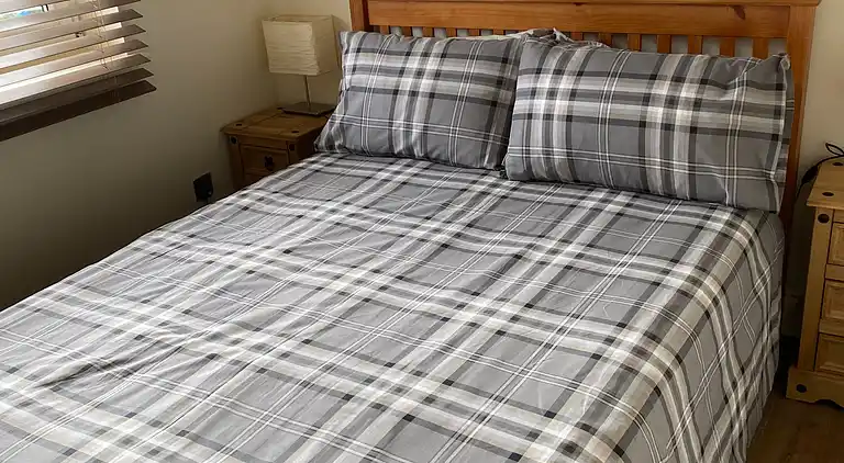 Haus am Wasser, 3 Schlafzimmer, Parkplatz, Stadtzentrum von