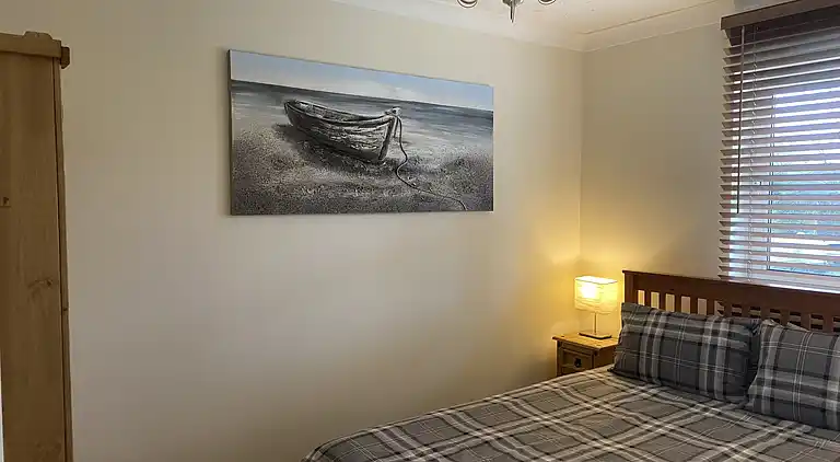 Haus am Wasser, 3 Schlafzimmer, Parkplatz, Stadtzentrum von