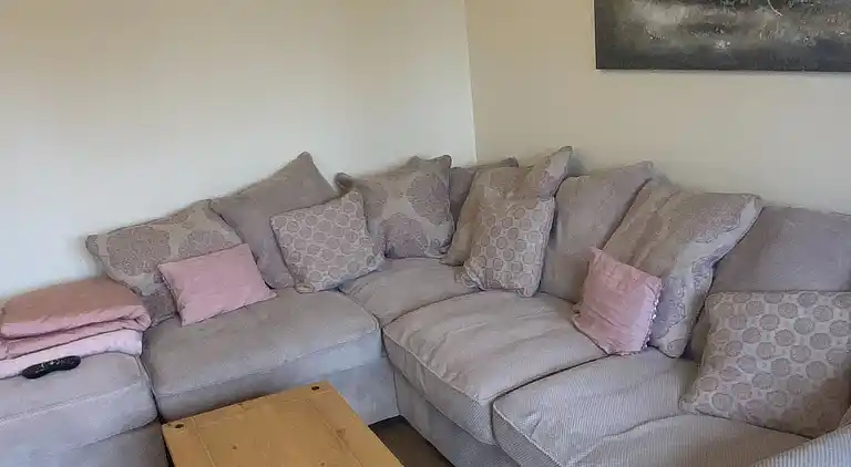 Haus am Wasser, 3 Schlafzimmer, Parkplatz, Stadtzentrum von