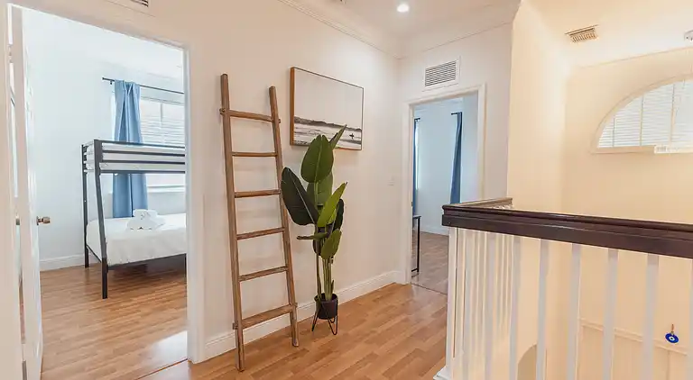 Miami Getaway: Beheiztes Poolhaus und Billardtisch-Villa