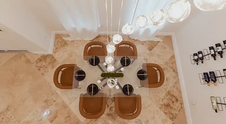 Miami Getaway: Beheiztes Poolhaus und Billardtisch-Villa