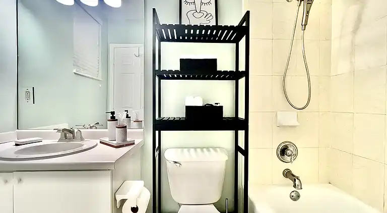 Miami Getaway: Beheiztes Poolhaus und Billardtisch-Villa