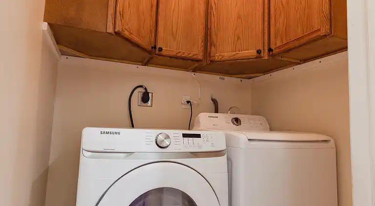 Miami Getaway: Beheiztes Poolhaus und Billardtisch-Villa