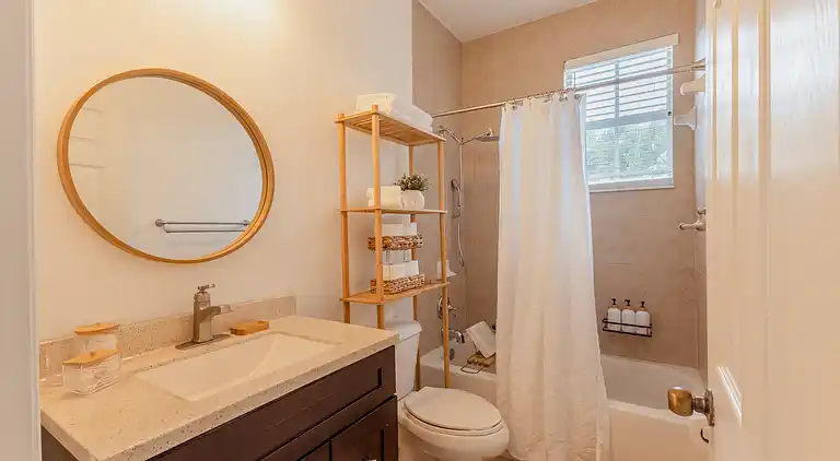 Miami Getaway: Beheiztes Poolhaus und Billardtisch-Villa