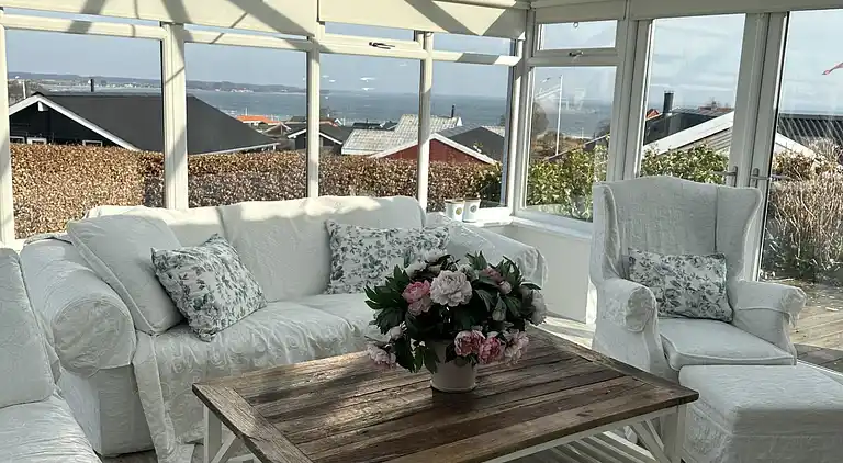 Schönes Ferienhaus mit Meerblick