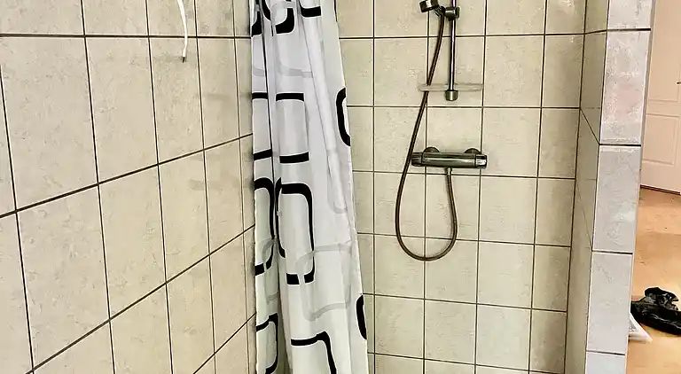 Stor villa i naturskønne omgivelser tæt på strand