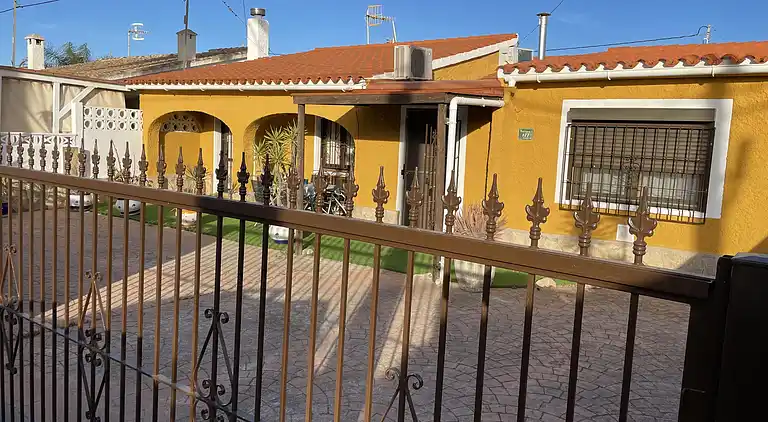 Villa with garden and pool in Denia