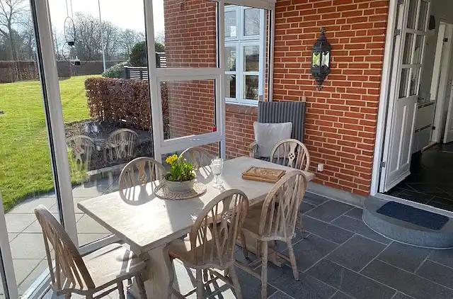 Luksuriøs landejendom midt i natur med welness