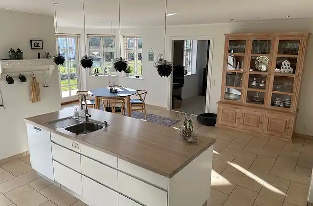 Luksuriøs landejendom midt i natur med welness