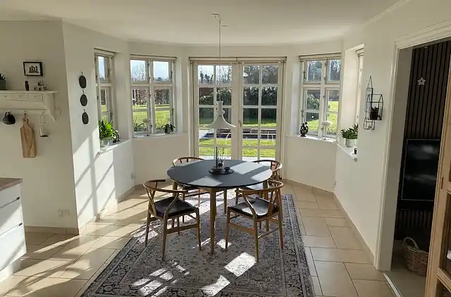 Luksuriøs landejendom midt i natur med welness