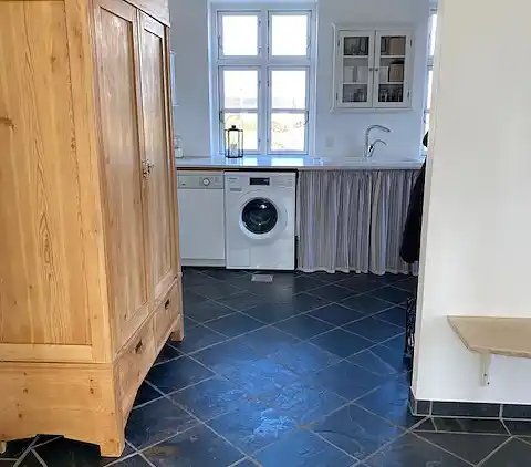 Luksuriøs landejendom midt i natur med welness