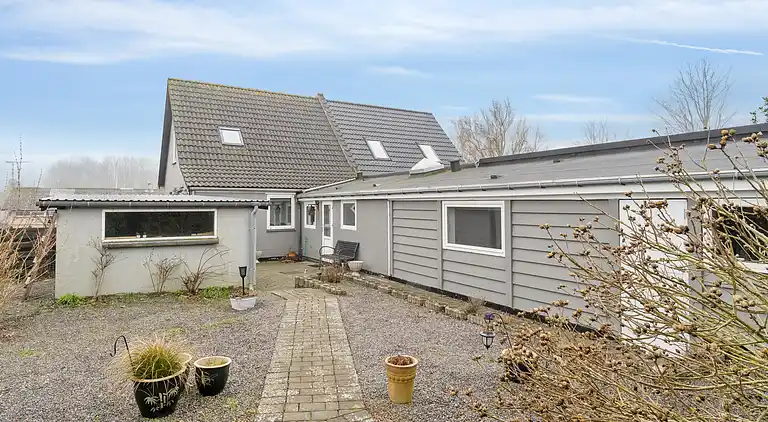 Hyggeligt sommerhus med masser sjæl og charme