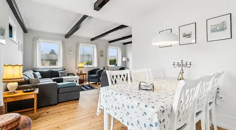 Hyggeligt sommerhus med masser sjæl og charme