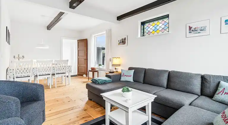 Hyggeligt sommerhus med masser sjæl og charme