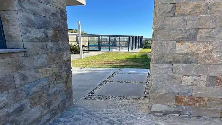 Villa i Salir de Matos