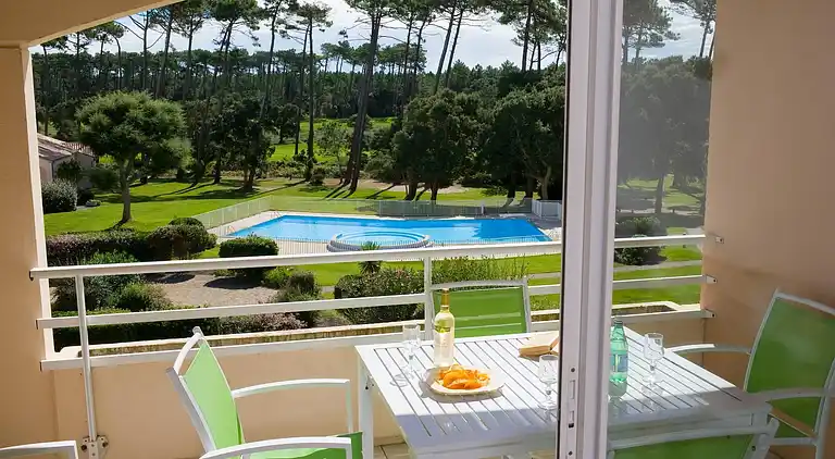 Apartment in Messanges