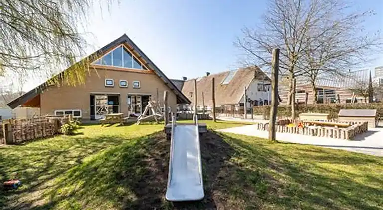 Semesterbostad i Bant