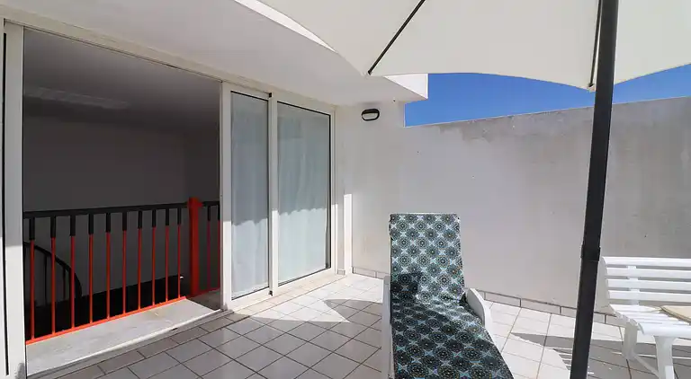 Casa Nisea — Modernes zweistöckiges Haus mit Meerblick in