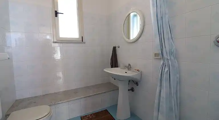 Casa Nisea — Modernes zweistöckiges Haus mit Meerblick in