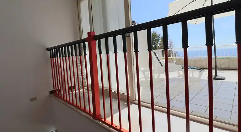 Casa Nisea — Modernes zweistöckiges Haus mit Meerblick in