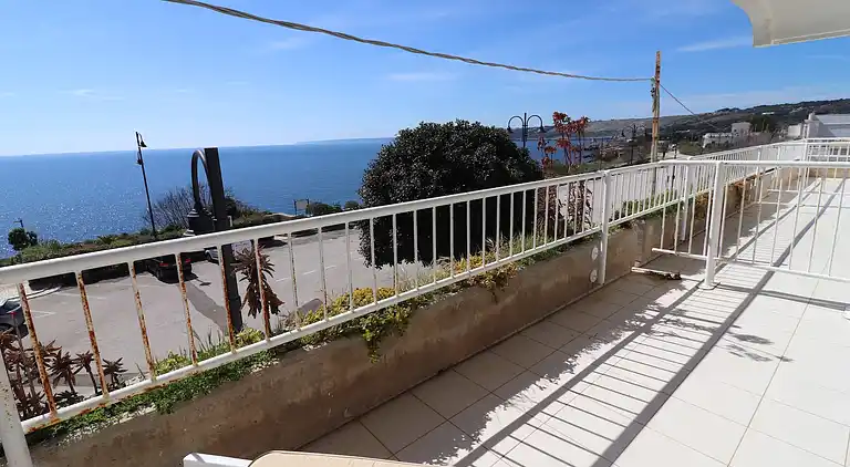 Casa Nisea — Modernes zweistöckiges Haus mit Meerblick in