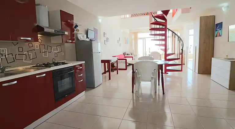 Casa Nisea — Modernes zweistöckiges Haus mit Meerblick in