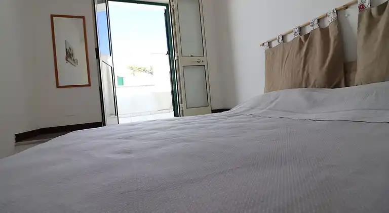 Casa Nisea — Modernes zweistöckiges Haus mit Meerblick in