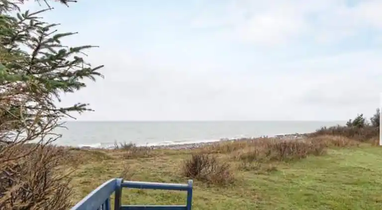 Ferienhaus direkt am Strand mit Meerblick