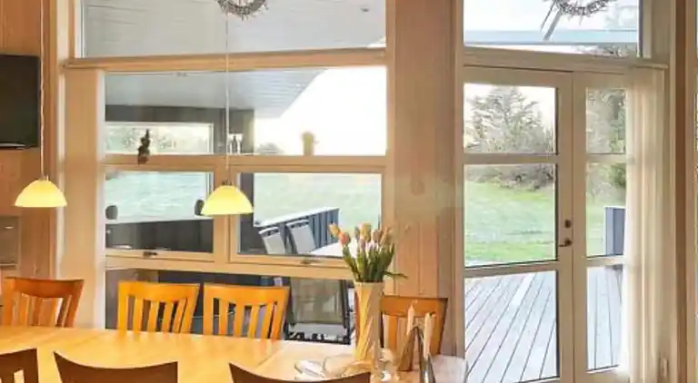 Ferienhaus direkt am Strand mit Meerblick