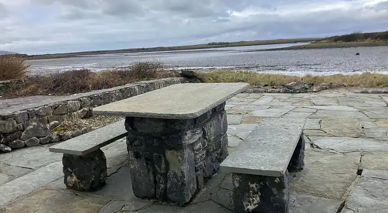 Gemütlicher Rückzugsort am Wasser in Ballyvaughan 3