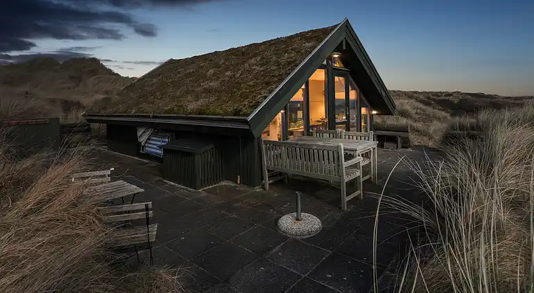 Sommerhausidylle in der ersten Dünenreihe