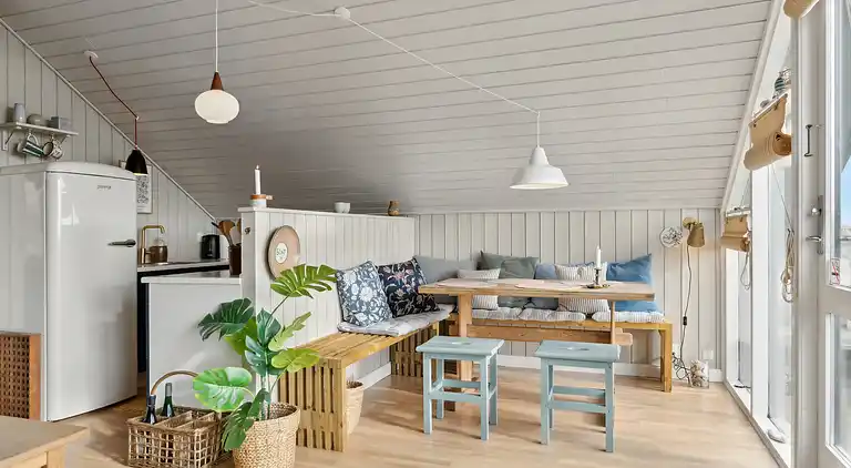 Sommerhausidylle in der ersten Dünenreihe