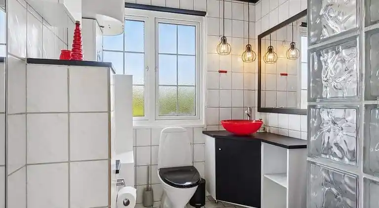 Sommerhus inklusiv aktivieter, samt tæt på fjord.