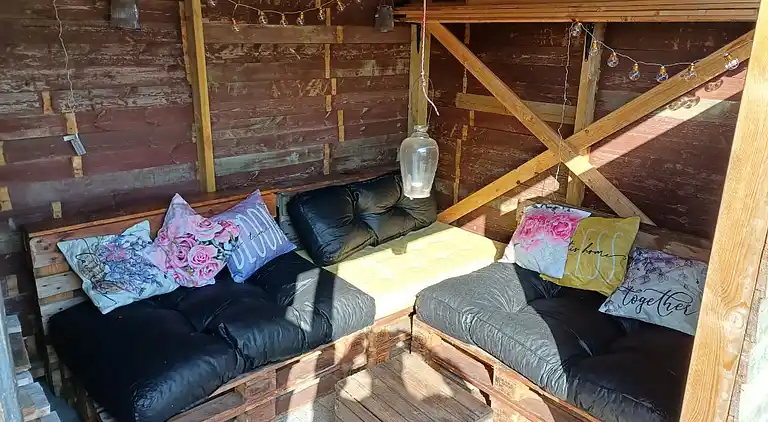 hyggeligt sommerhus med personlig indretning