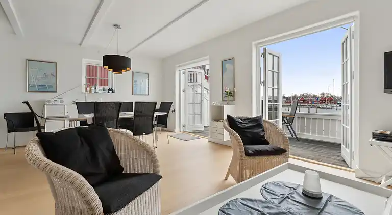 Schönes Ferienhaus mit Blick auf den Hafen