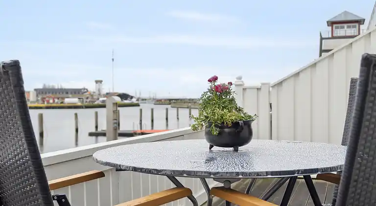 Schönes Ferienhaus mit Blick auf den Hafen
