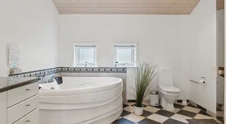 Lækkert sommerhus tæt på fantastisk badestrand