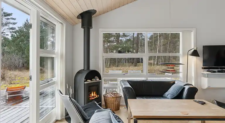 Lækkert sommerhus tæt på fantastisk badestrand