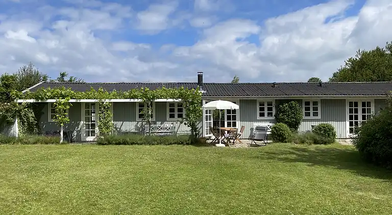 Idyllisk sommerhus på Orø