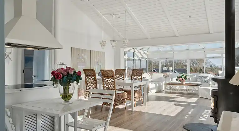 Schönes Ferienhaus mit Meerblick