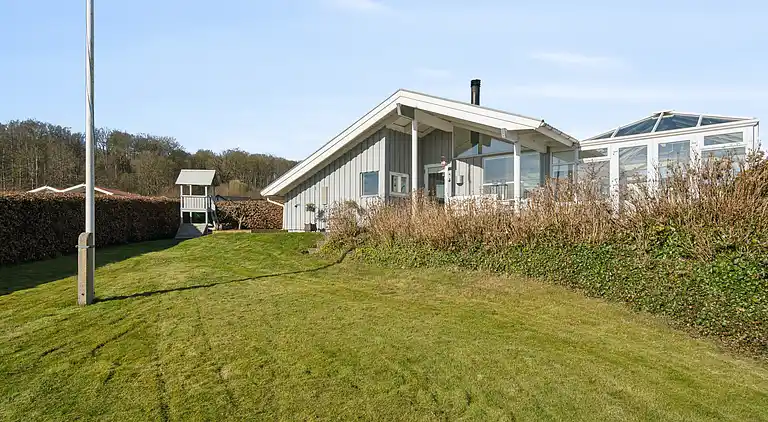 Schönes Ferienhaus mit Meerblick