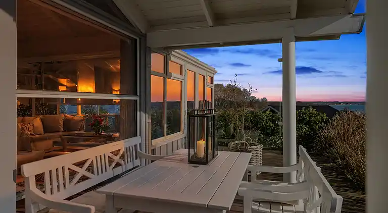 Schönes Ferienhaus mit Meerblick