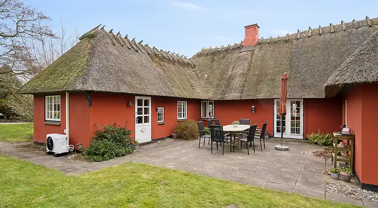 Rummeligt sommerhus tæt på naturoplevelser
