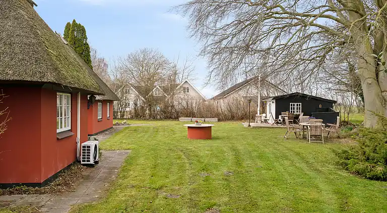 Rummeligt sommerhus tæt på naturoplevelser