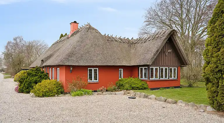Rummeligt sommerhus tæt på naturoplevelser