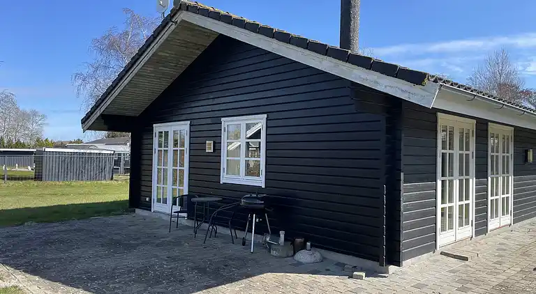 Schönes Ferienhaus mit uneinsehbarem Garten.