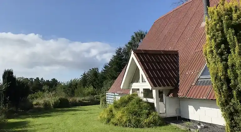 Ruhiges, renoviertes Ferienhaus am Fjord