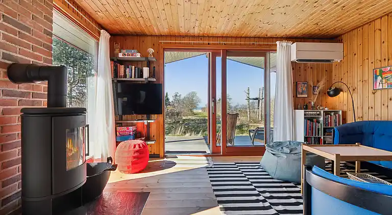 Hyggeligt sommerhus med dejlig udsigt.