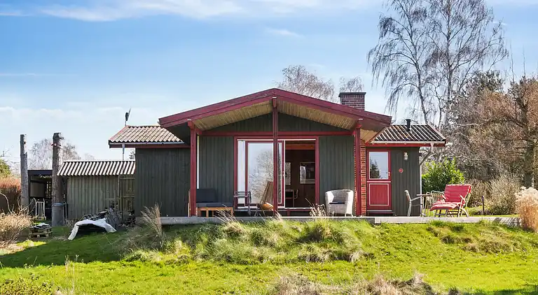 Hyggeligt sommerhus med dejlig udsigt.